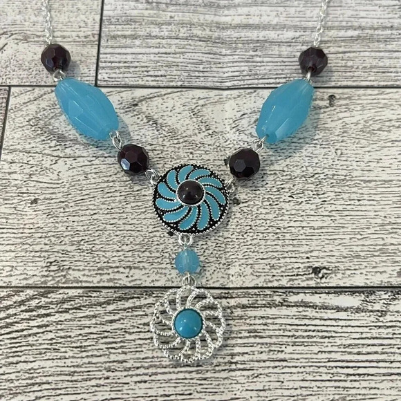 AVON Vintage VTG Signed SAQ Silver Tone Southwest Style Necklace 16-19” - Picture 1 of 10